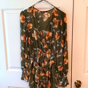 Xtaren Green Floral Long Sleeve Maxi Dress